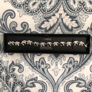 Fine silver elephant bracelet 🐘
